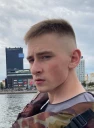 Anton, 25 років