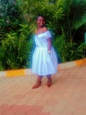 Claire, 29 anni