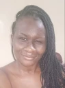 Winnie Akin, 32 lata